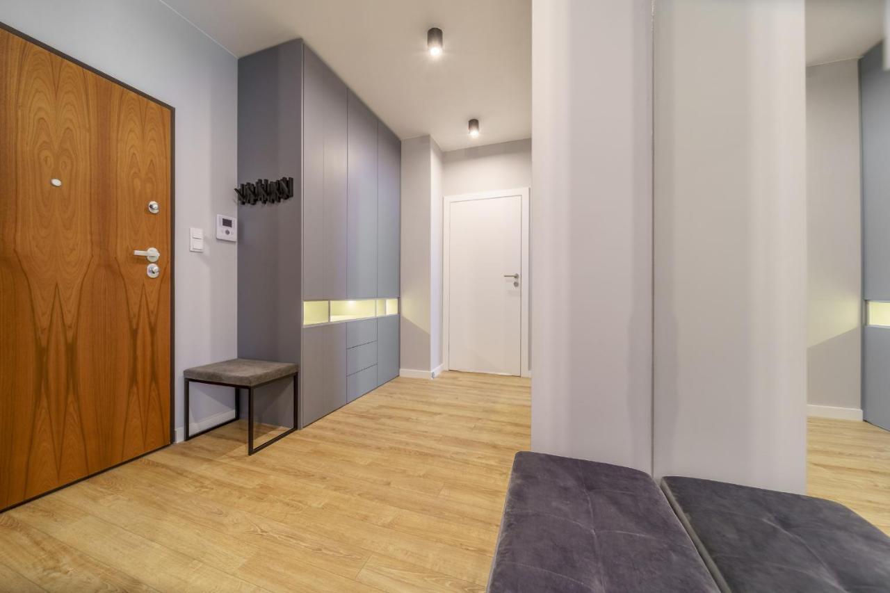Bright And Charming- Golden Apartments- City Center&S18 Varşovia Exterior foto
