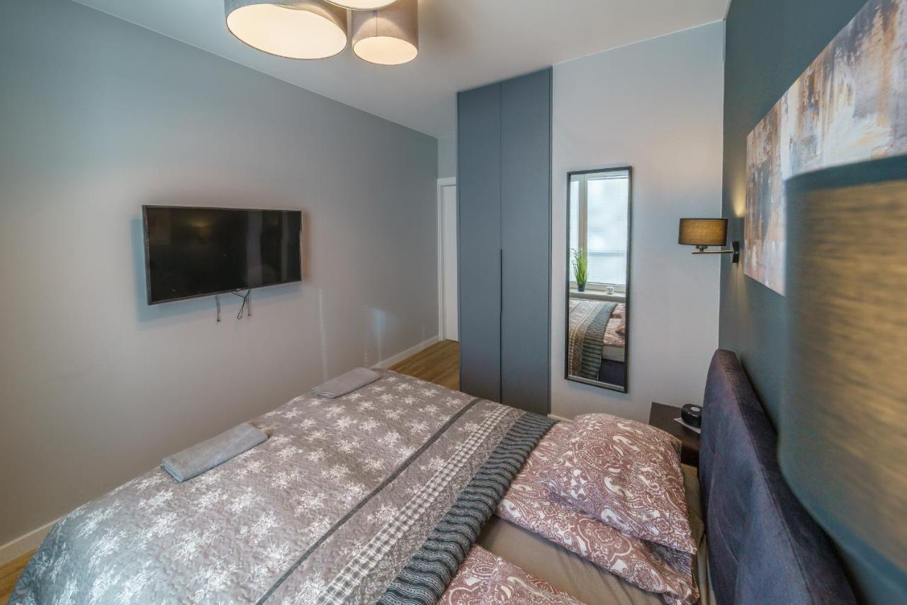 Bright And Charming- Golden Apartments- City Center&S18 Varşovia Exterior foto