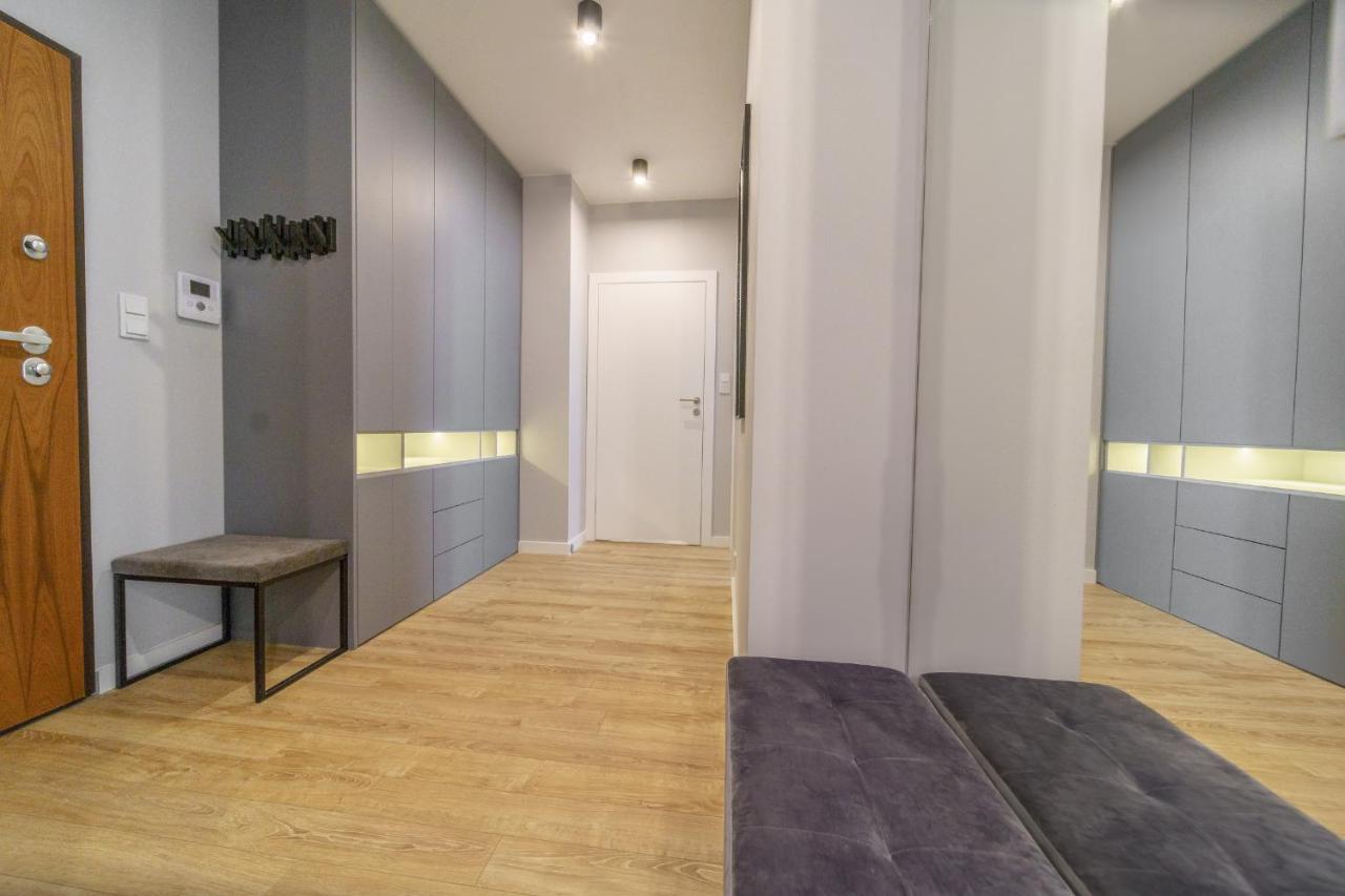 Bright And Charming- Golden Apartments- City Center&S18 Varşovia Exterior foto