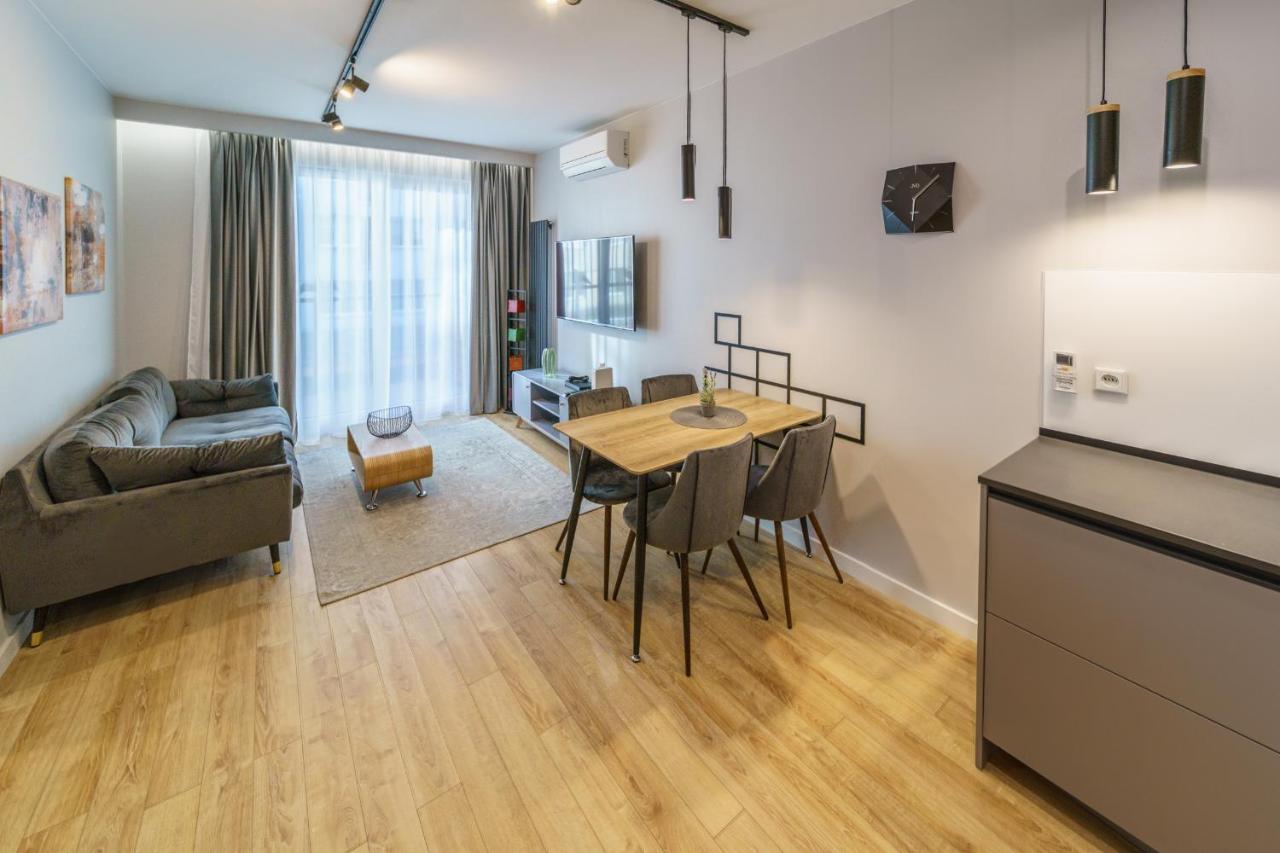 Bright And Charming- Golden Apartments- City Center&S18 Varşovia Exterior foto