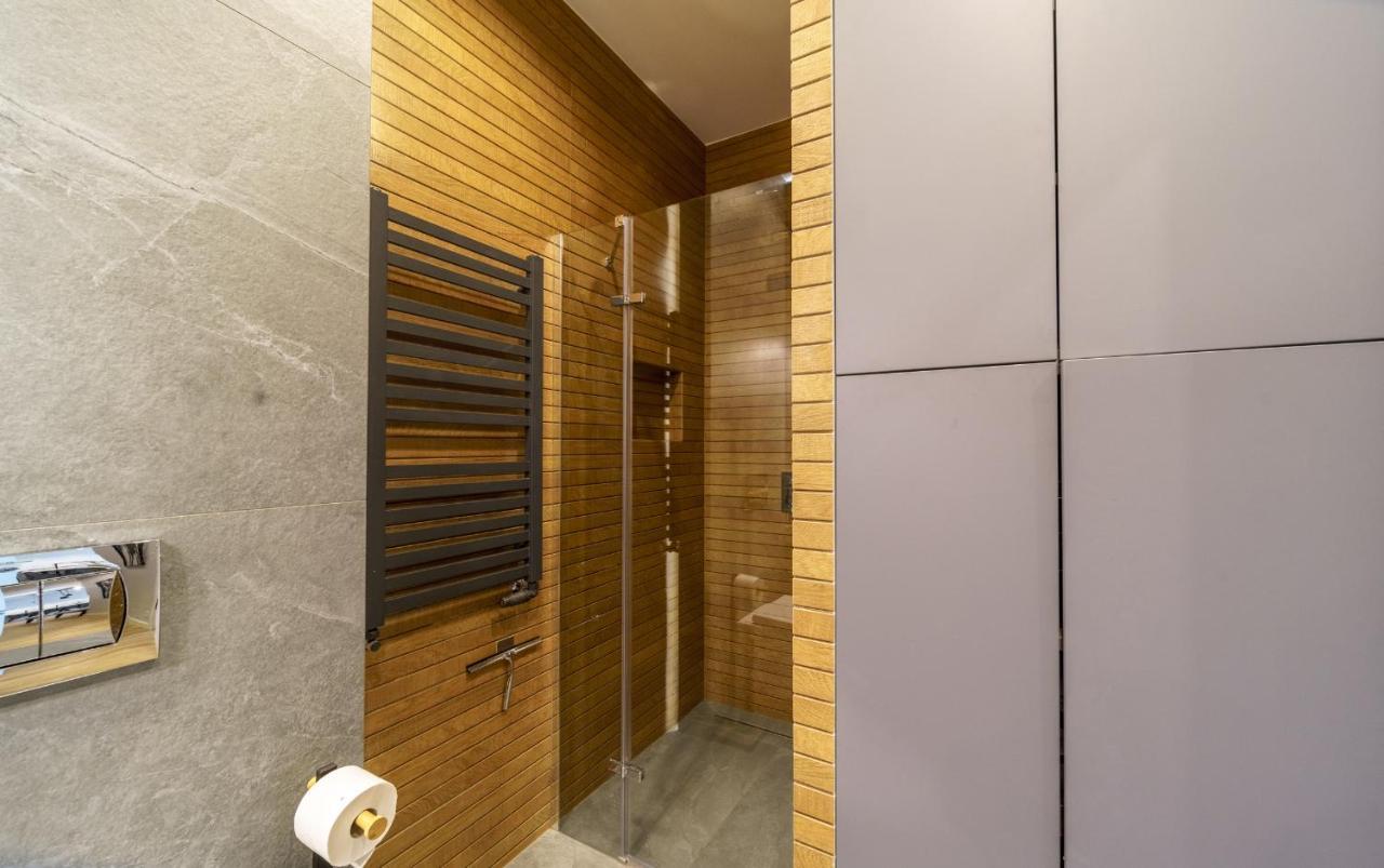 Bright And Charming- Golden Apartments- City Center&S18 Varşovia Exterior foto