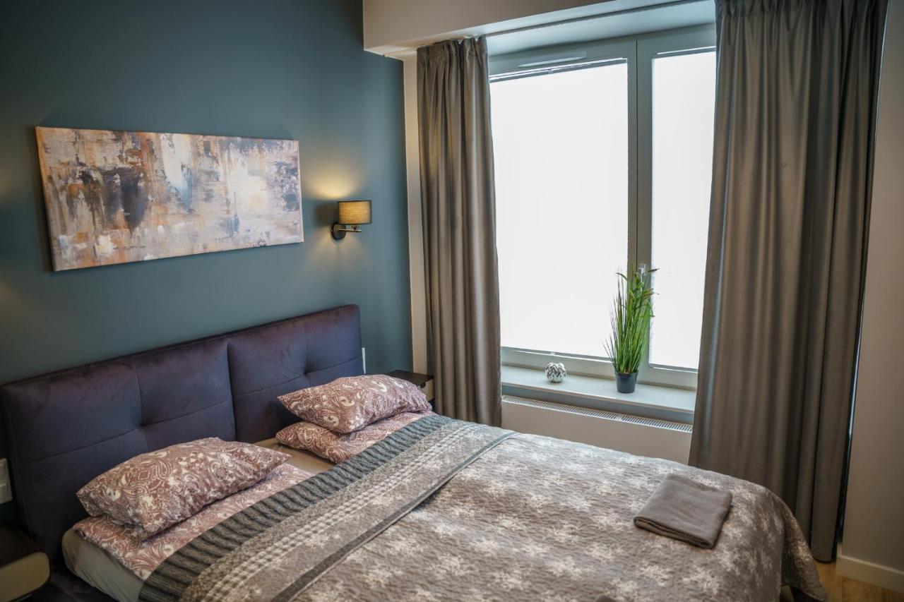 Bright And Charming- Golden Apartments- City Center&S18 Varşovia Exterior foto