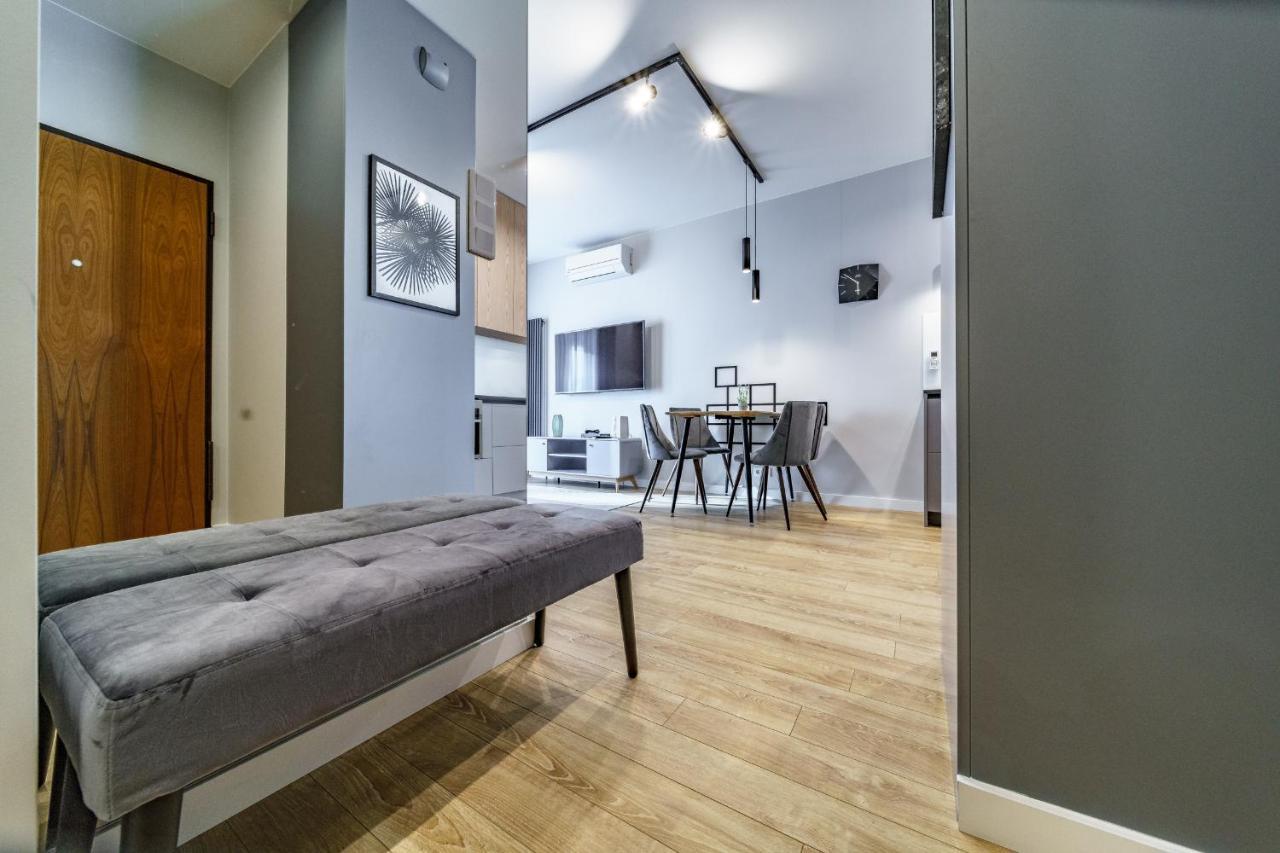 Bright And Charming- Golden Apartments- City Center&S18 Varşovia Exterior foto
